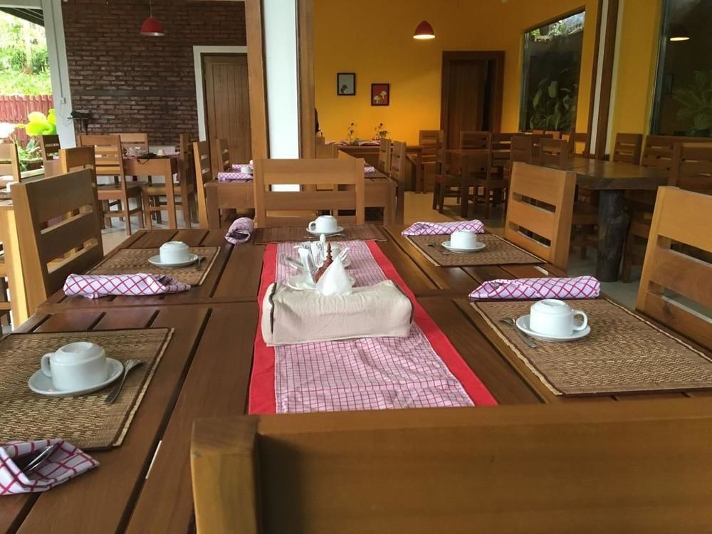 Hotel Queen Jamadevi Mulmejn Zewnętrze zdjęcie